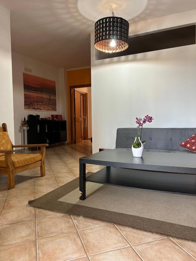 Salento Casa Vacanza Il Focolare Torchiarolo Bagian luar foto