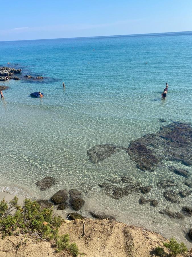 Salento Casa Vacanza Il Focolare Torchiarolo Bagian luar foto